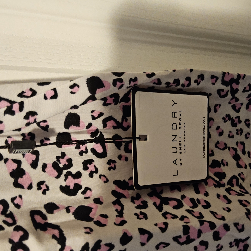 1 NWT Pink and Black Animal Print Women's Sleepwear - Picture 4 of 7